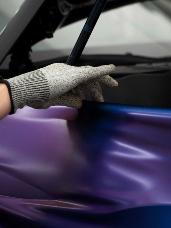 auto-service-salon-doign-car-wrapping-1-scaled.jpg